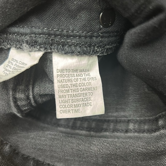 Madewell Cali Demi-Boot Jeans in Edmunds Wash: Raw-Hem Edition - Picture 11 of 13